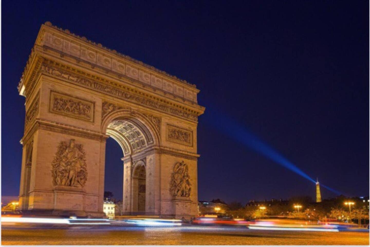 2 Chambre Arena - La Chapelle Parigi Esterno foto